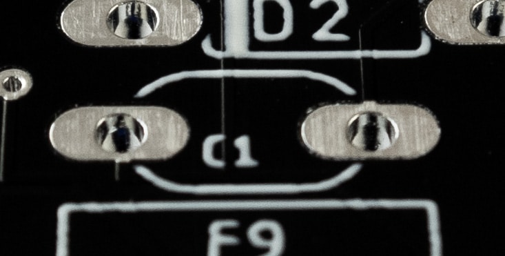 emplacement condensateur céramique