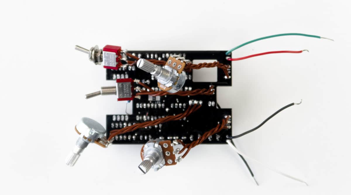 PCB câblé