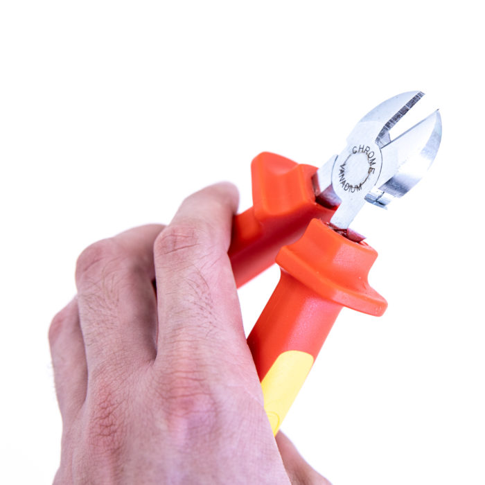Strong cutting pliers | for cutting guitar cables and pedalboard patches