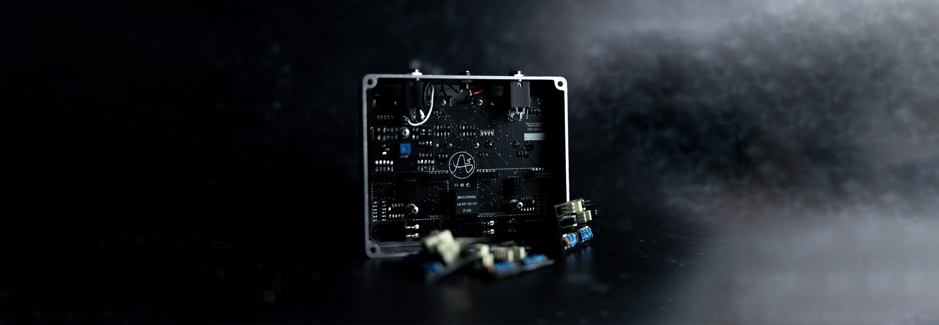 Full-story-tone-cards-banner